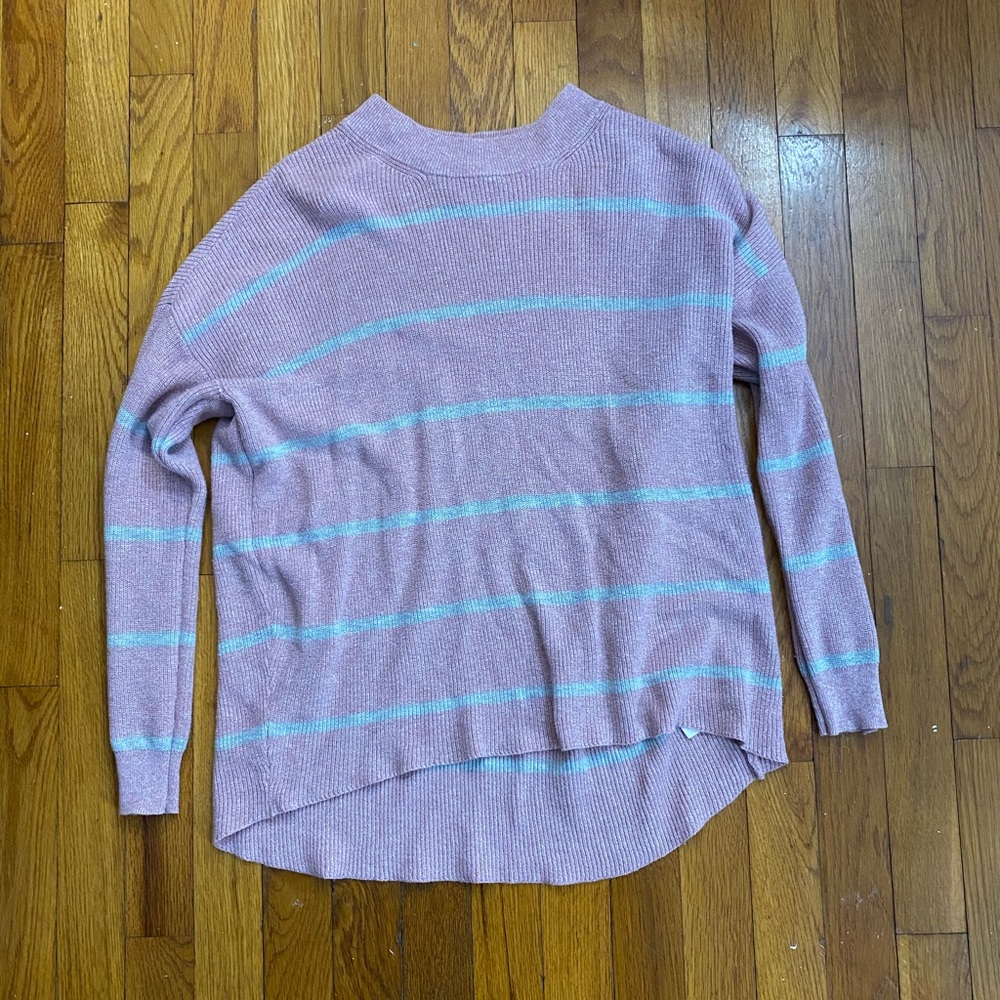 American Eagle 💗 Jegging Fit Sweater